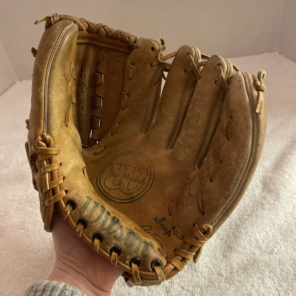 Vintage Wilson 3146 Jim 